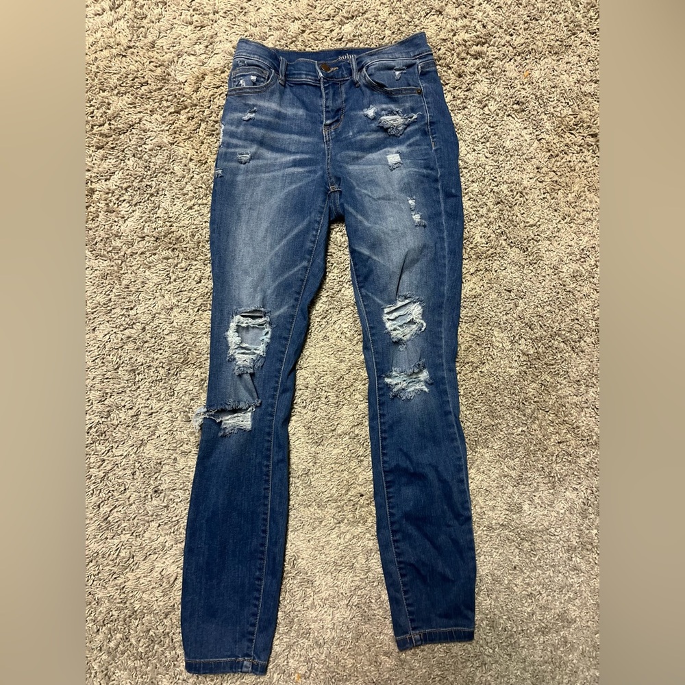 SOHO New York and Company Skinny Ripped Jeans